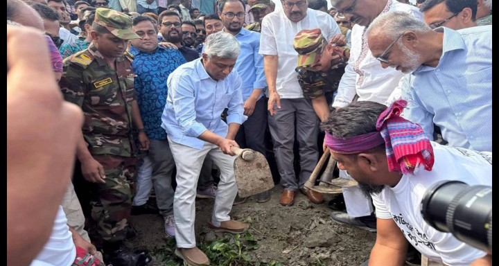 যশোরের ভবদহ অঞ্চলে খাল পুনঃখনন উদ্বোধন করলেন প্রতিমন্ত্রী অমিত
