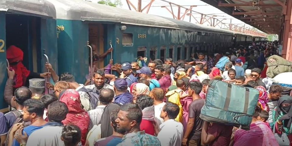 বকেয়া পরিশোধে ব্যর্থতা: বেনাপোল-খুলনা-মোংলা কমিউটার ট্রেনের ইজারা চুক্তি বাতিল