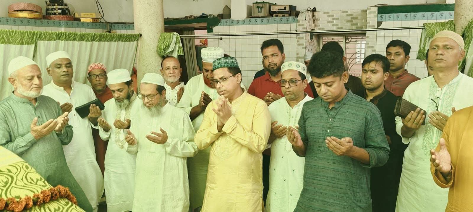৫০০ বছরের ঐতিহ্যবাহী কদম রসূল দরগাহ
